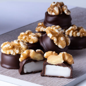 Dark Vanilla Walnut Creams